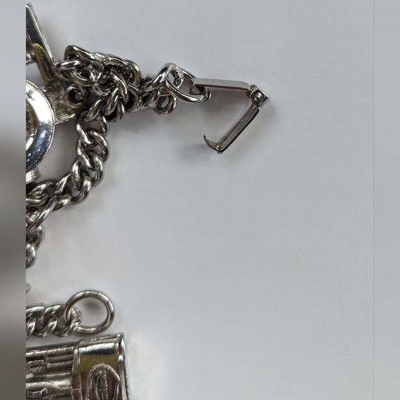 SUPER RARE SUNBEAM SILVER TONE CHARM BRACELET (HEAVY) - Picture 8 of 8